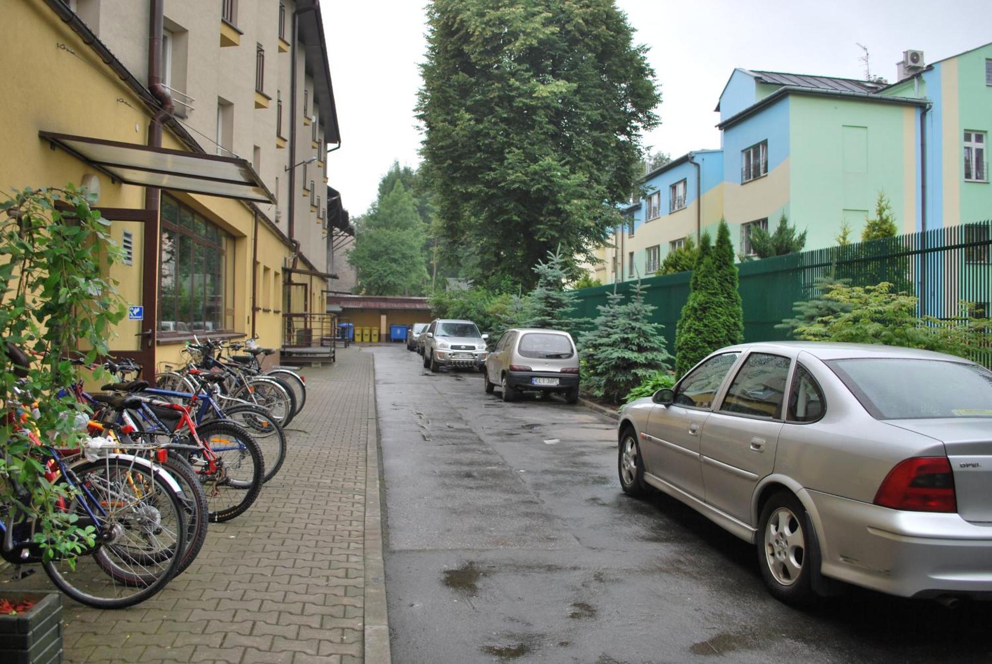Albergue Dom Studencki Zaulek Cracovia Exterior foto